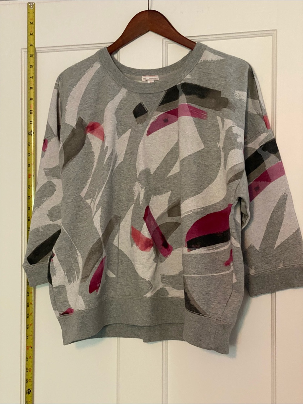 Gap sweatshirt, artistic design